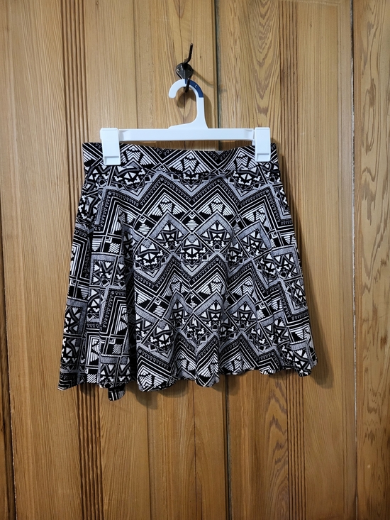 PINK Victoria's Secret Dresses & Skirts - PINK by Victoria's Secret Skater Skirt featuring a Black & White Pattern MEDIUM
